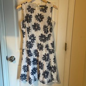 Tommy Hilfiger• White with blue flower dress